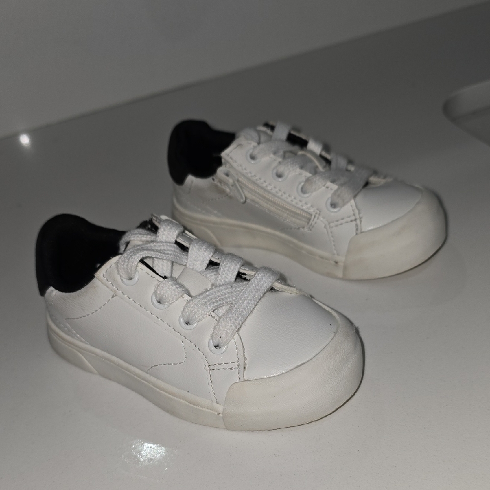 Zara Kids White and Black Sneakers